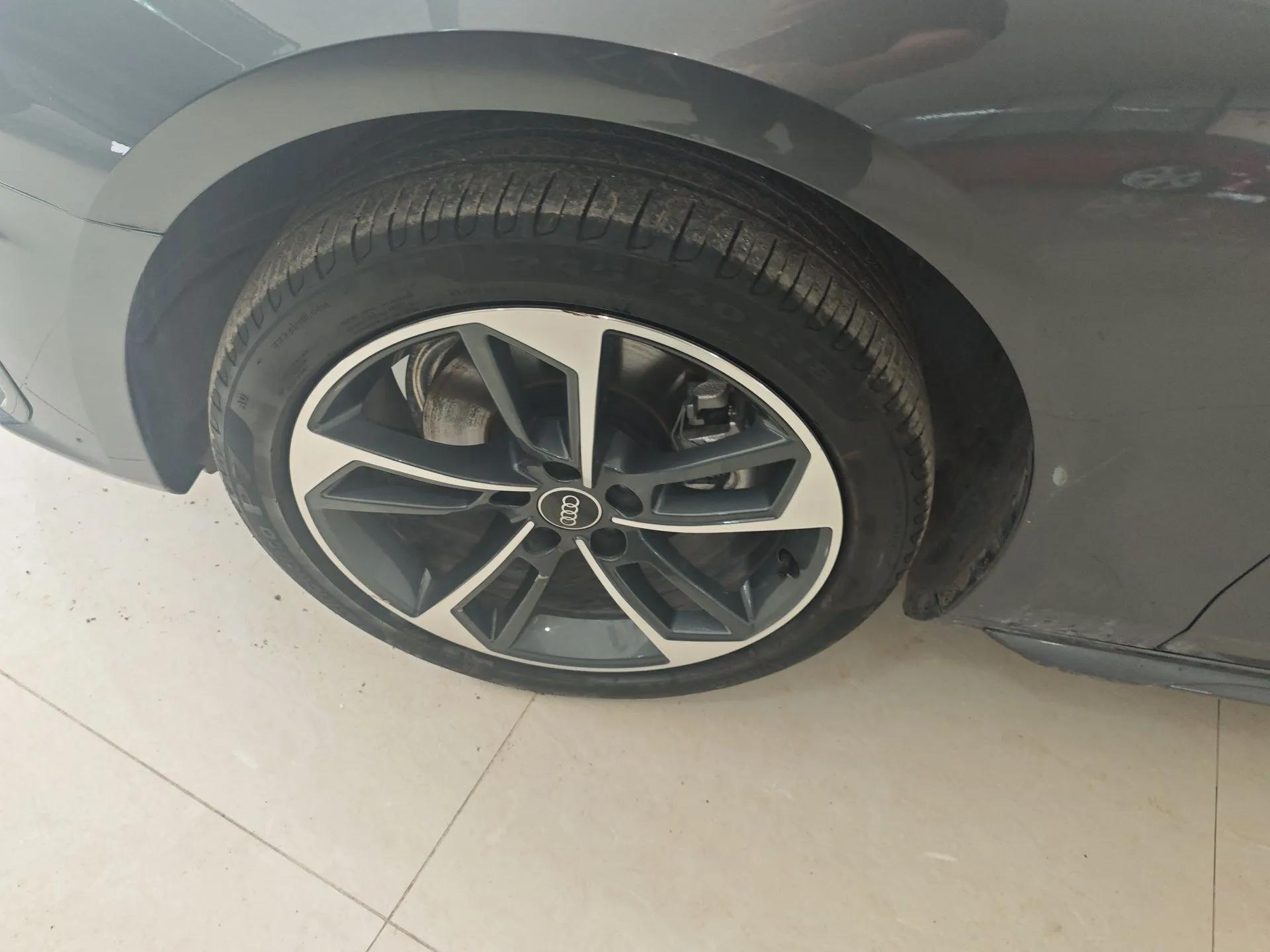 Audi A4L 2024 40 TFSI Fashion Dynamic Model — миниатюра 8