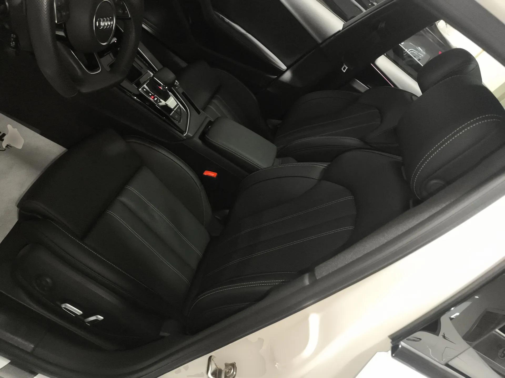 Audi A4L 2024 40 TFSI Luxury Dynamic Edition — миниатюра 18
