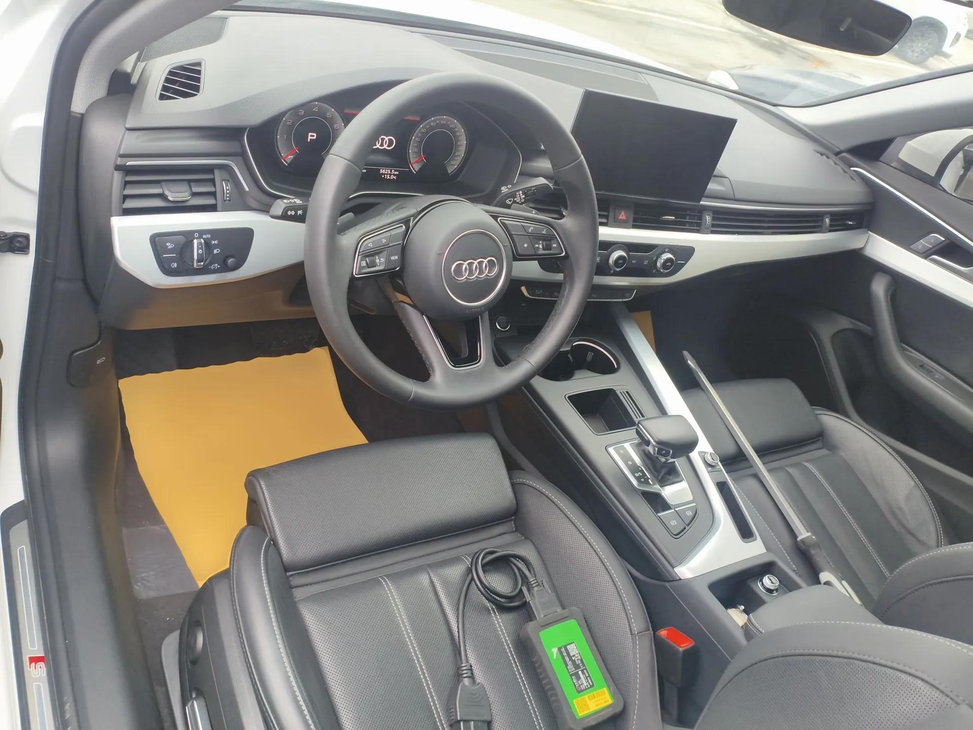 Audi A4L 2024 40 TFSI Fashion Dynamic Model — миниатюра 12