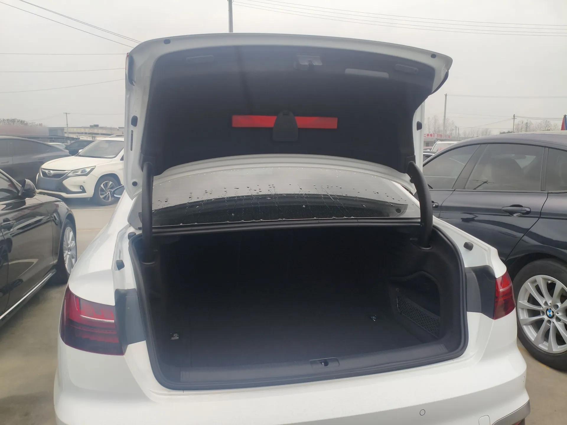 Audi A4L 2024 40 TFSI Fashion Dynamic Model — миниатюра 21