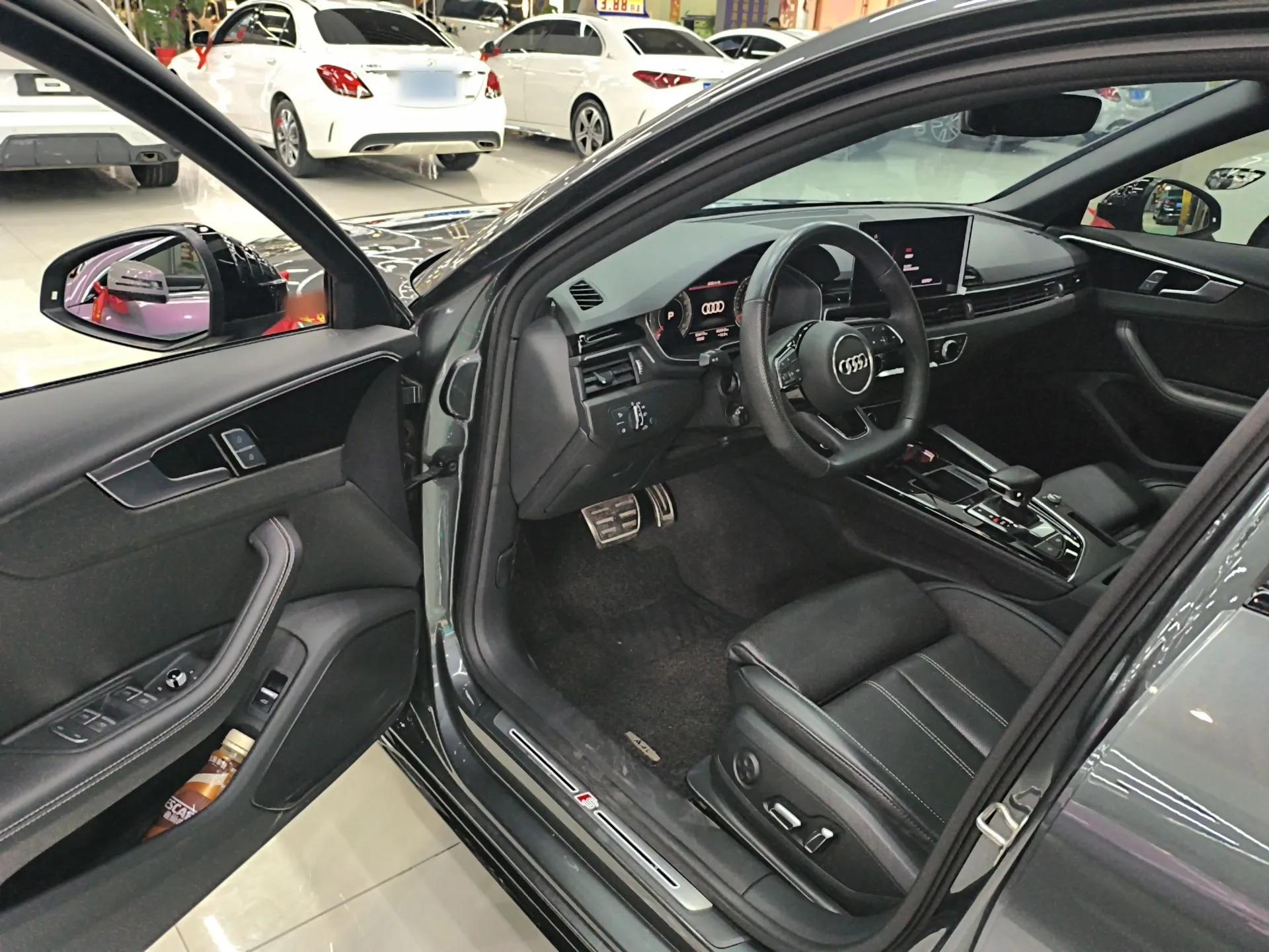 Audi A4L 2024 40 TFSI Luxury Dynamic Edition — миниатюра 18