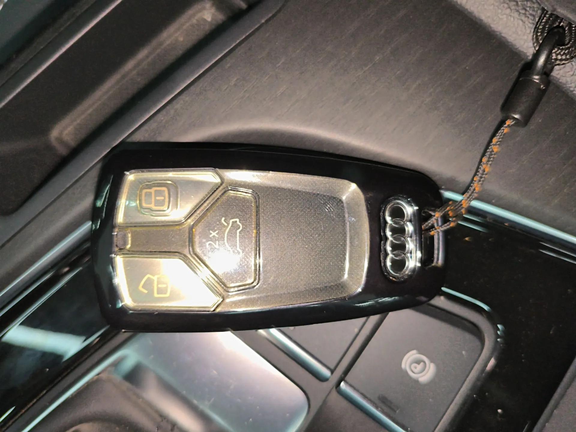 Audi A4L 2024 40 TFSI Luxury Dynamic Edition — миниатюра 22
