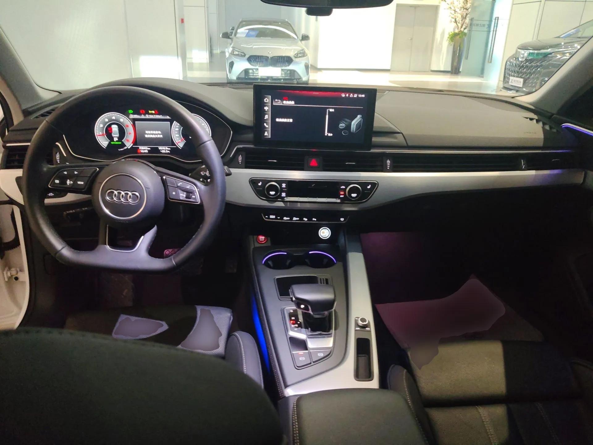 Audi A4L 2022 40 TFSI Luxury Dynamic Model — миниатюра 13