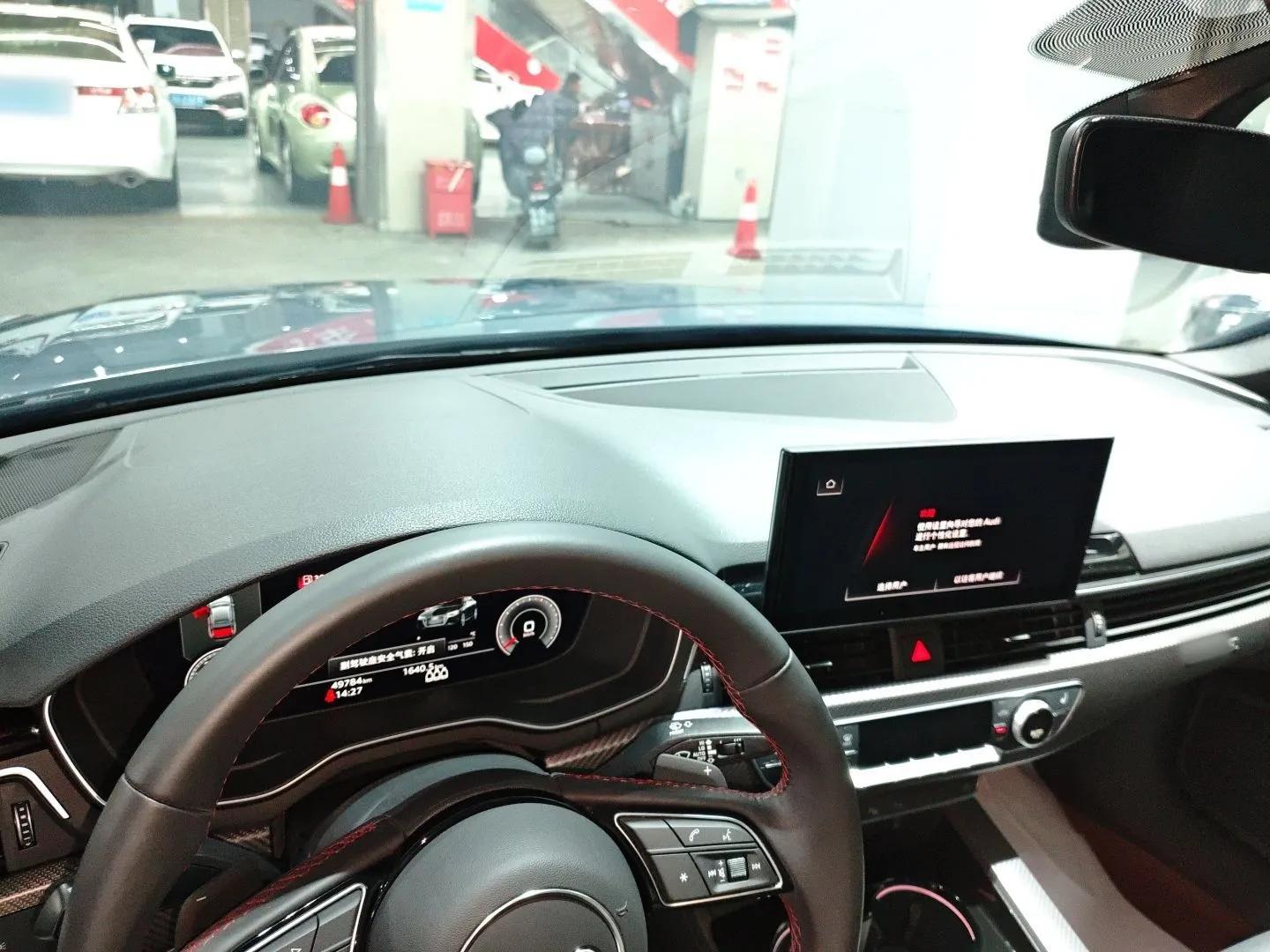 Audi A4L 2022 40 TFSI quattro RS Performance Package — миниатюра 13