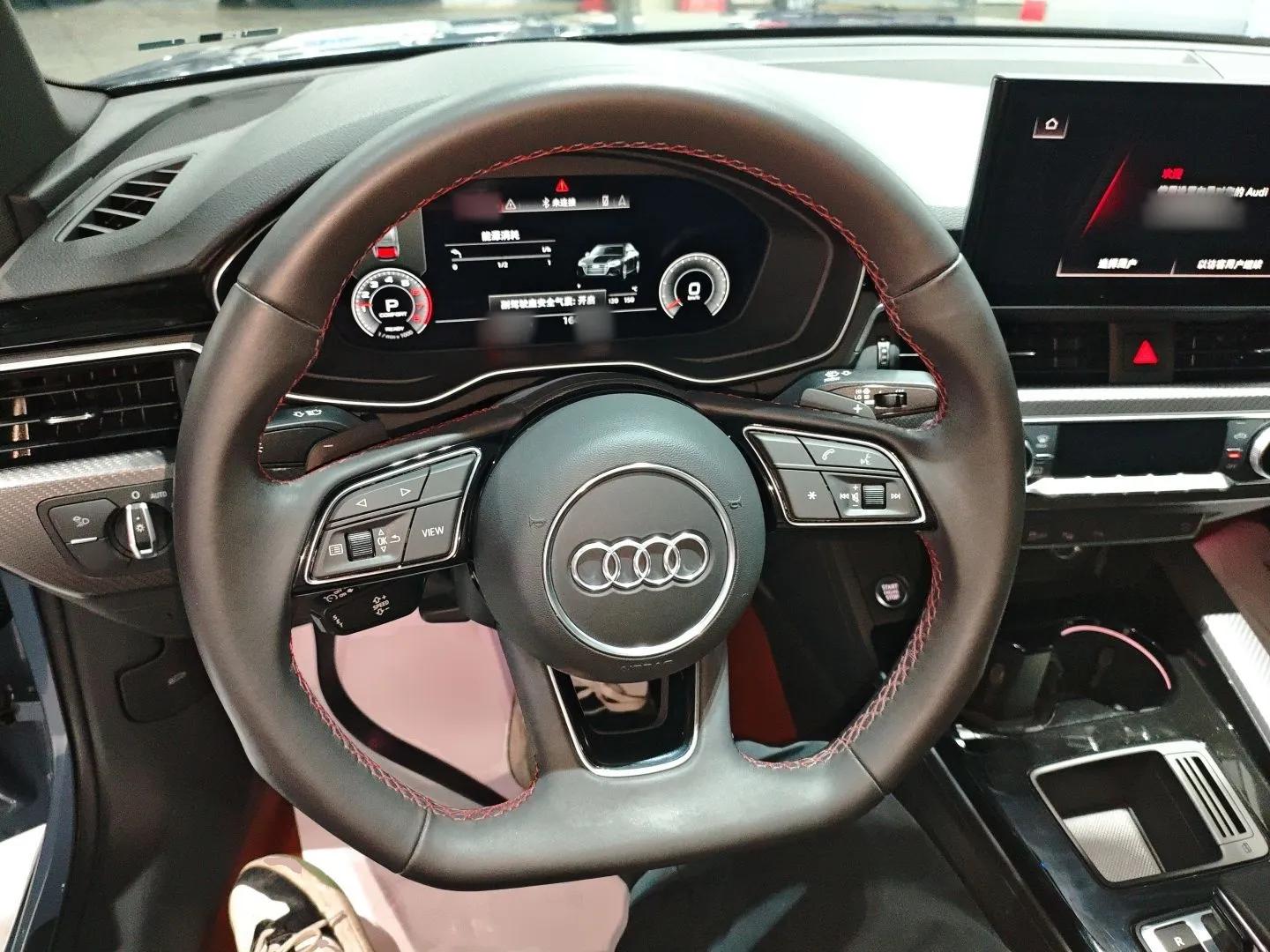 Audi A4L 2022 40 TFSI quattro RS Performance Package — миниатюра 14