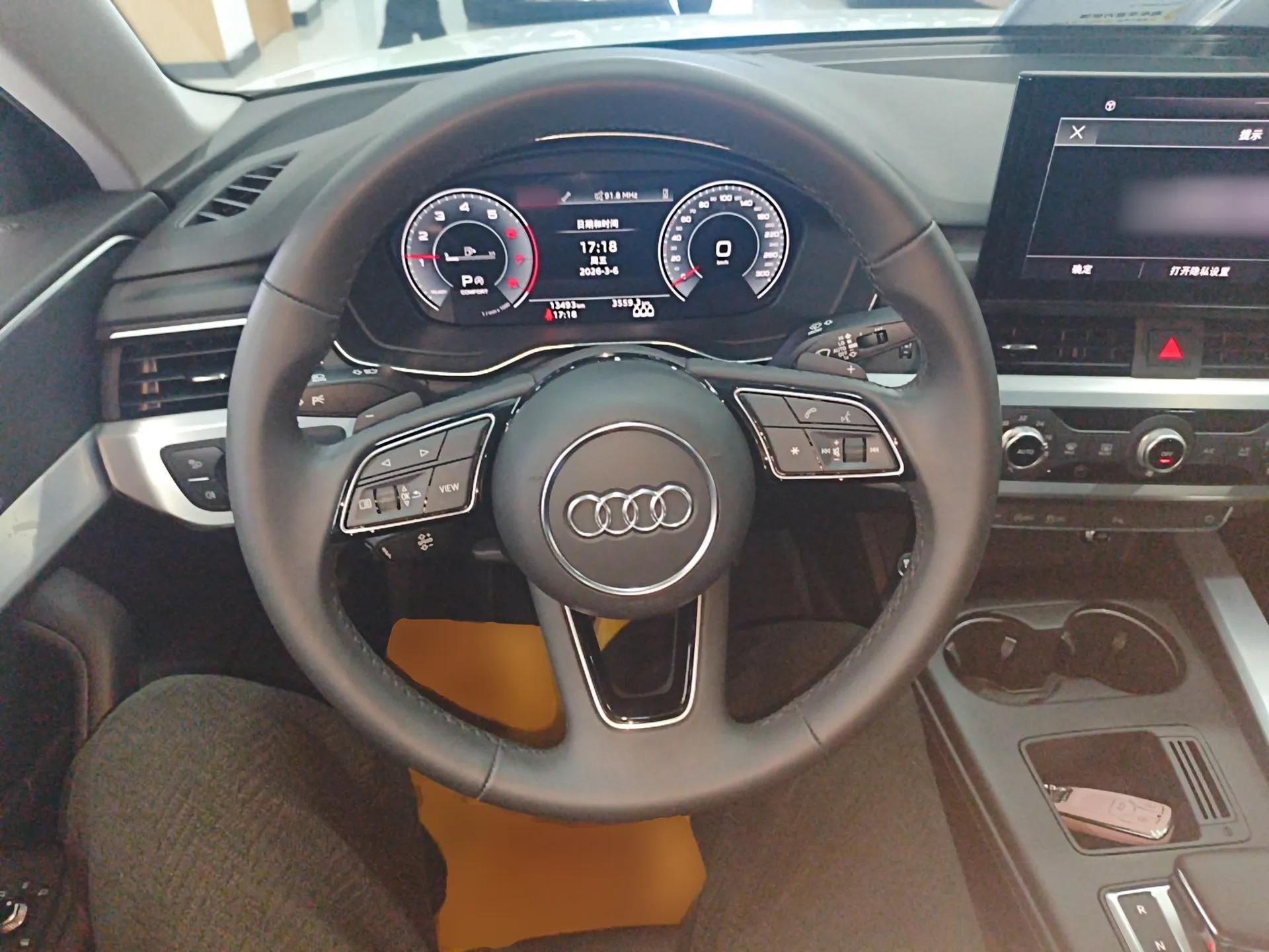 Audi A4L 2024 40 TFSI Fashion Dynamic Model — миниатюра 14