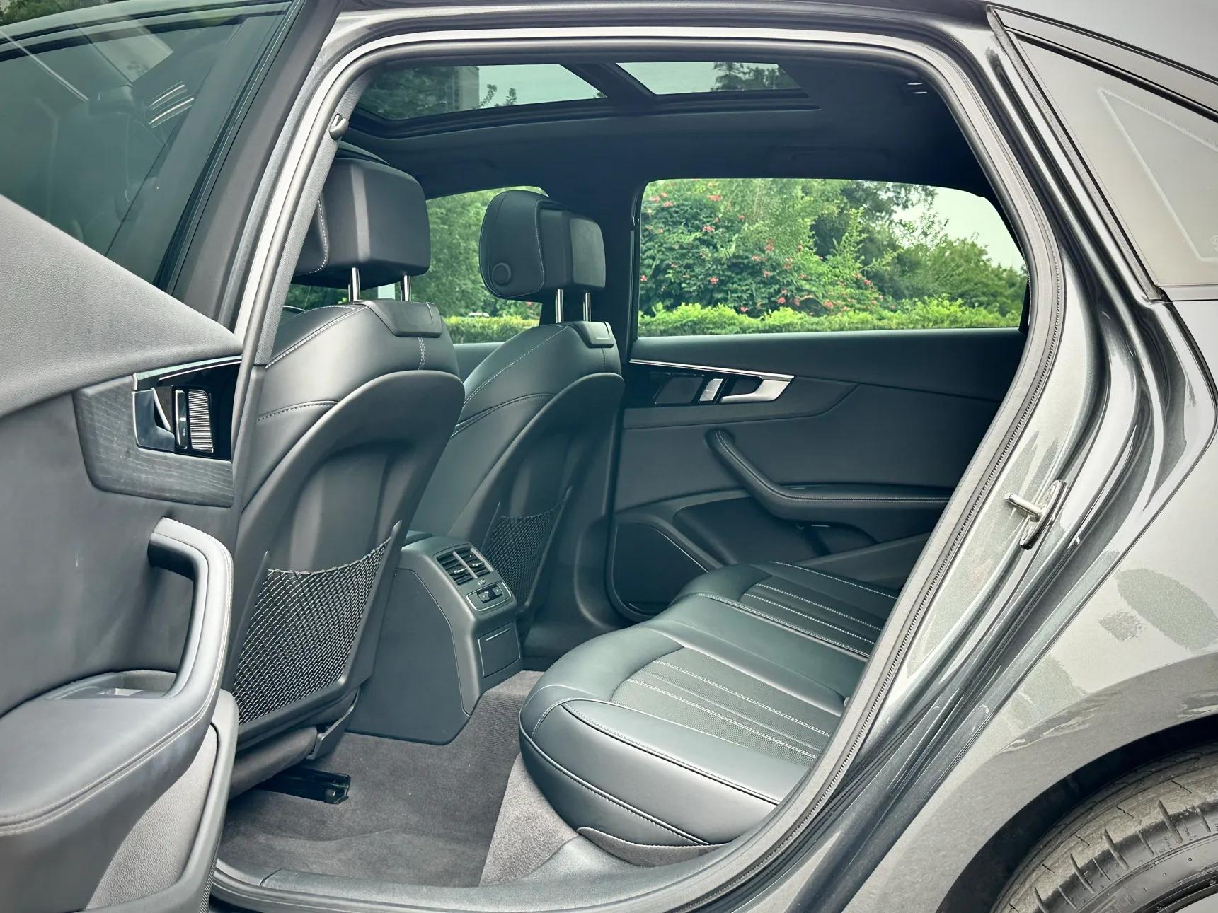 Audi A4L 2024 40 TFSI Luxury Dynamic Edition — миниатюра 20
