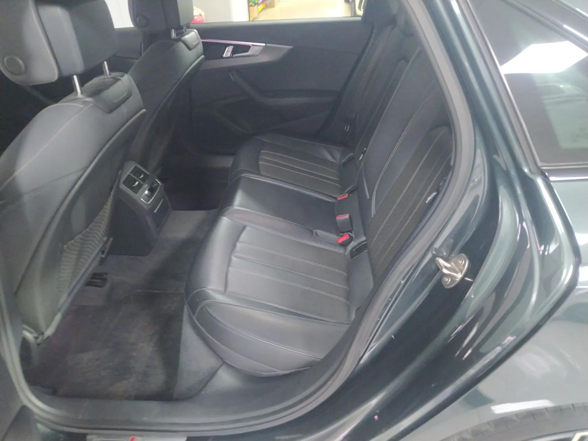 Audi A4L 2024 40 TFSI quattro RS Performance Package — миниатюра 20