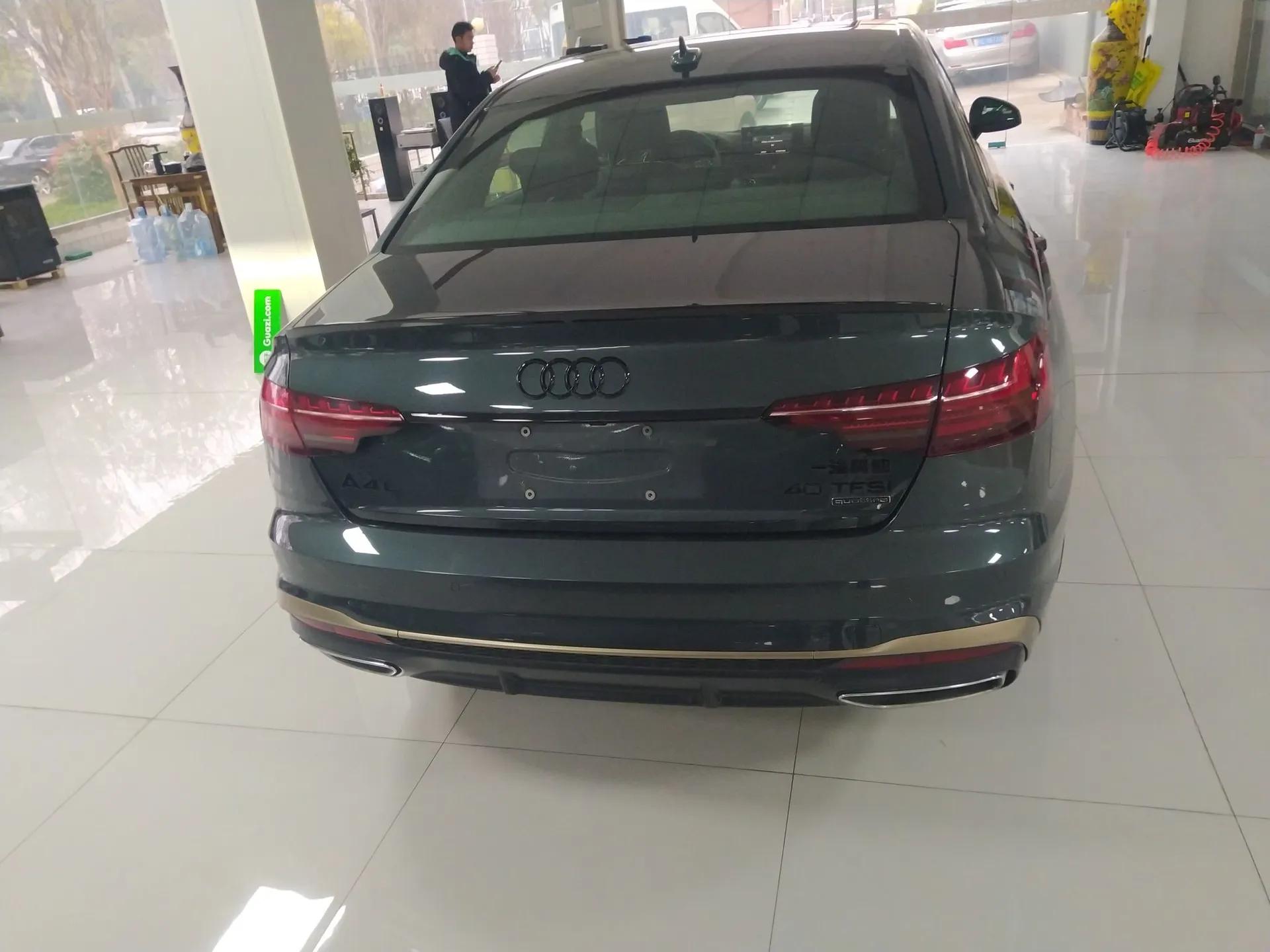 Audi A4L 2024 40 TFSI quattro RS Performance Package — миниатюра 5