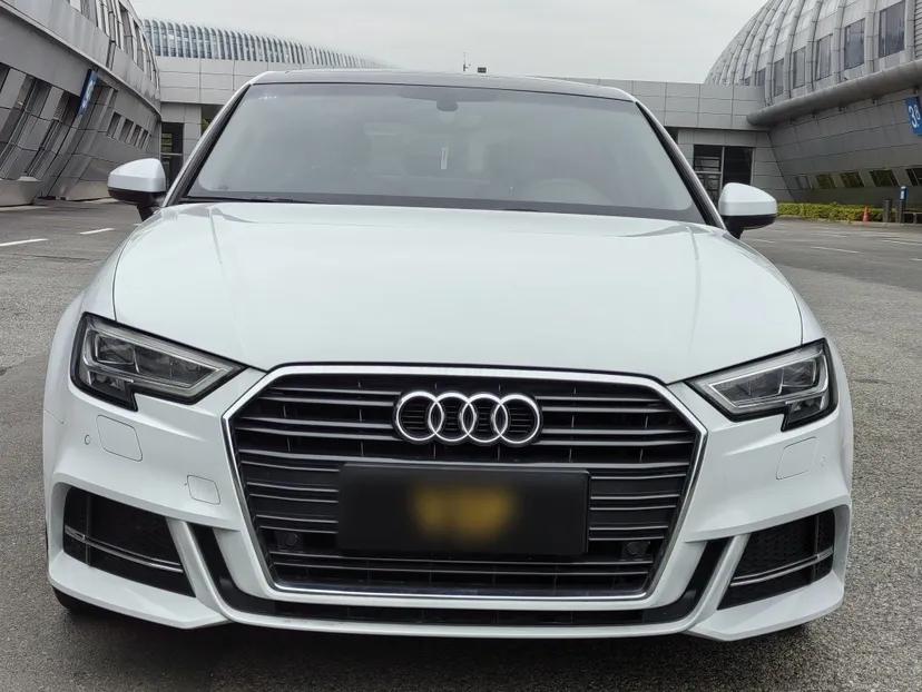 Audi A3 2019 Limousine 35 TFSI Fashion Edition China V standard — миниатюра 13