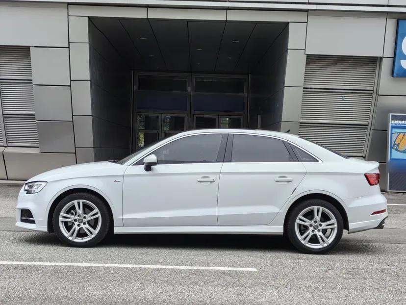 Audi A3 2019 Limousine 35 TFSI Fashion Edition China V standard — миниатюра 3
