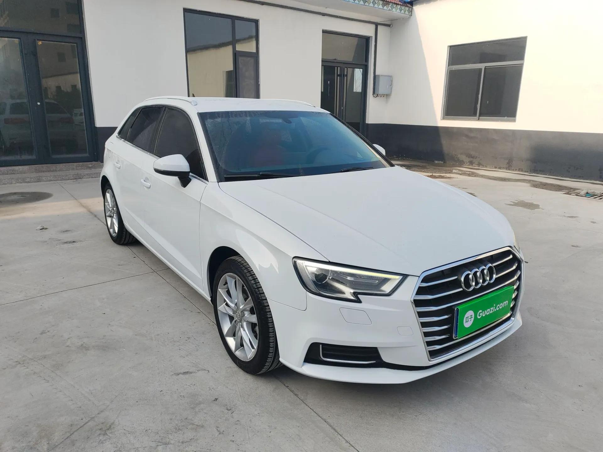 Audi A3 2019 Sportback 35 TFSI Ambition China V — миниатюра 3