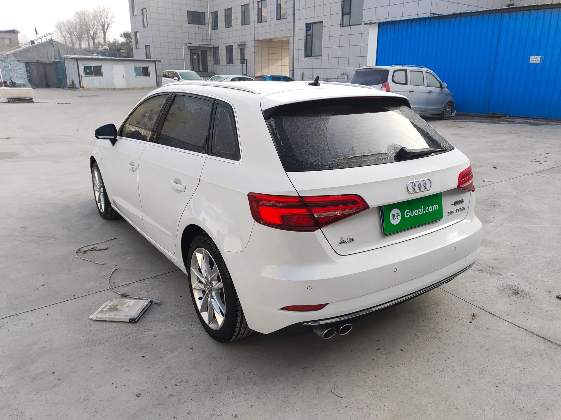 Audi A3 2019 Sportback 35 TFSI Ambition China V — миниатюра 4