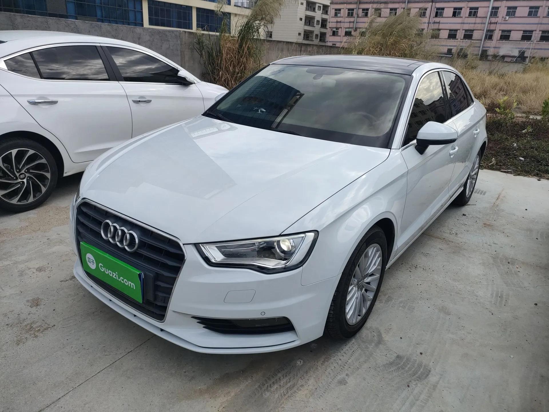 Audi A3 2016 Limousine 35 TFSI Prestige Edition — миниатюра 1