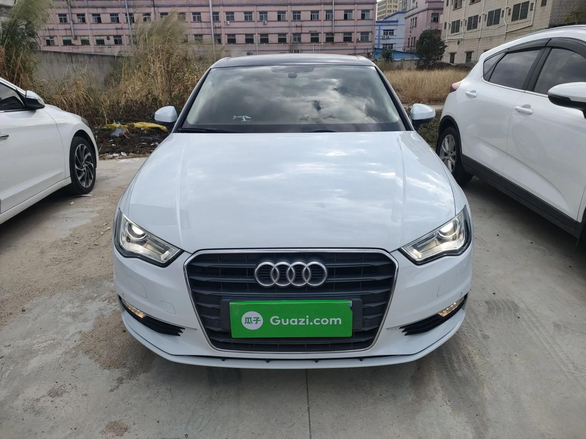 Audi A3 2016 Limousine 35 TFSI Prestige Edition — миниатюра 2