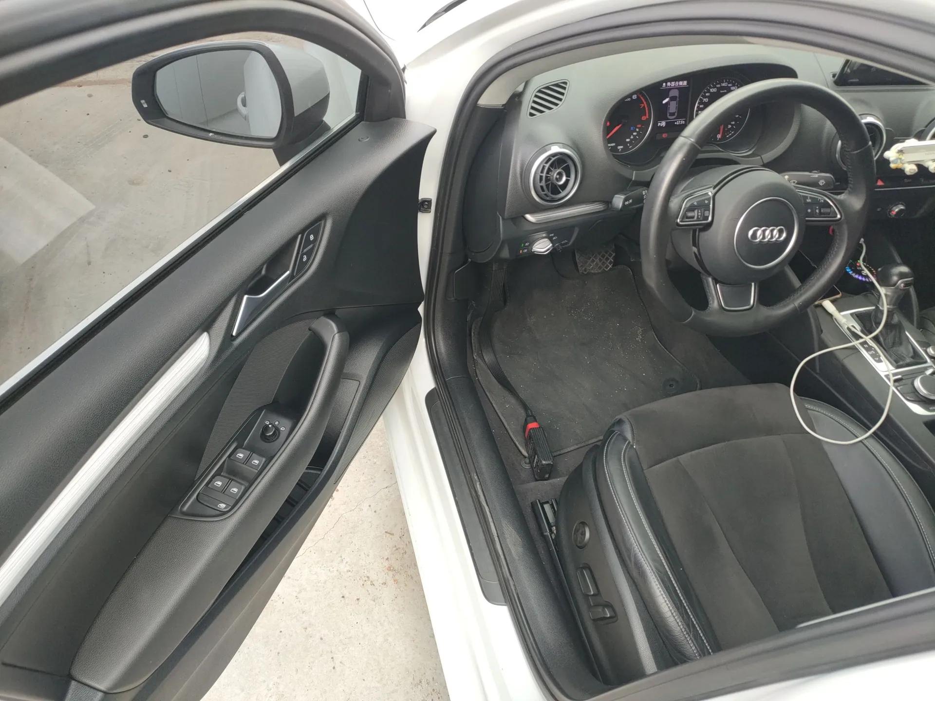 Audi A3 2016 Limousine 35 TFSI Prestige Edition — миниатюра 18