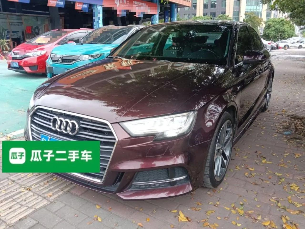 Audi A3 2018 30th Anniversary Edition Limousine 35 TFSI Sport Model — миниатюра 1