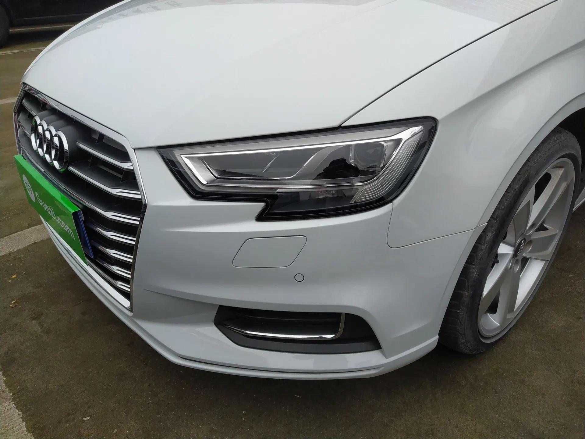 Audi A3 2019 Limousine 35 TFSI Style Version China V Emission Standard — миниатюра 2