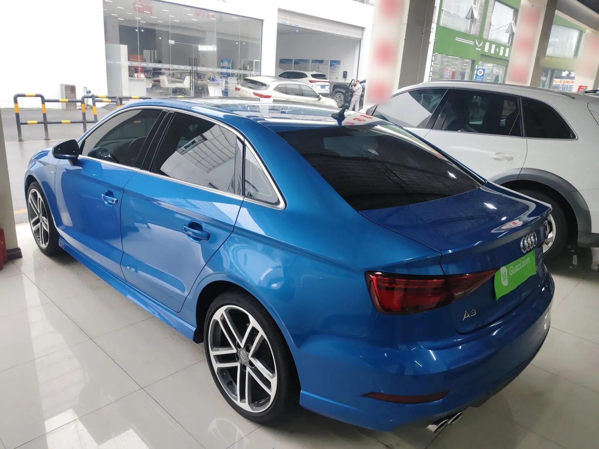 Audi A3 2019 Limousine 35 TFSI Sporty Version China VI — миниатюра 4