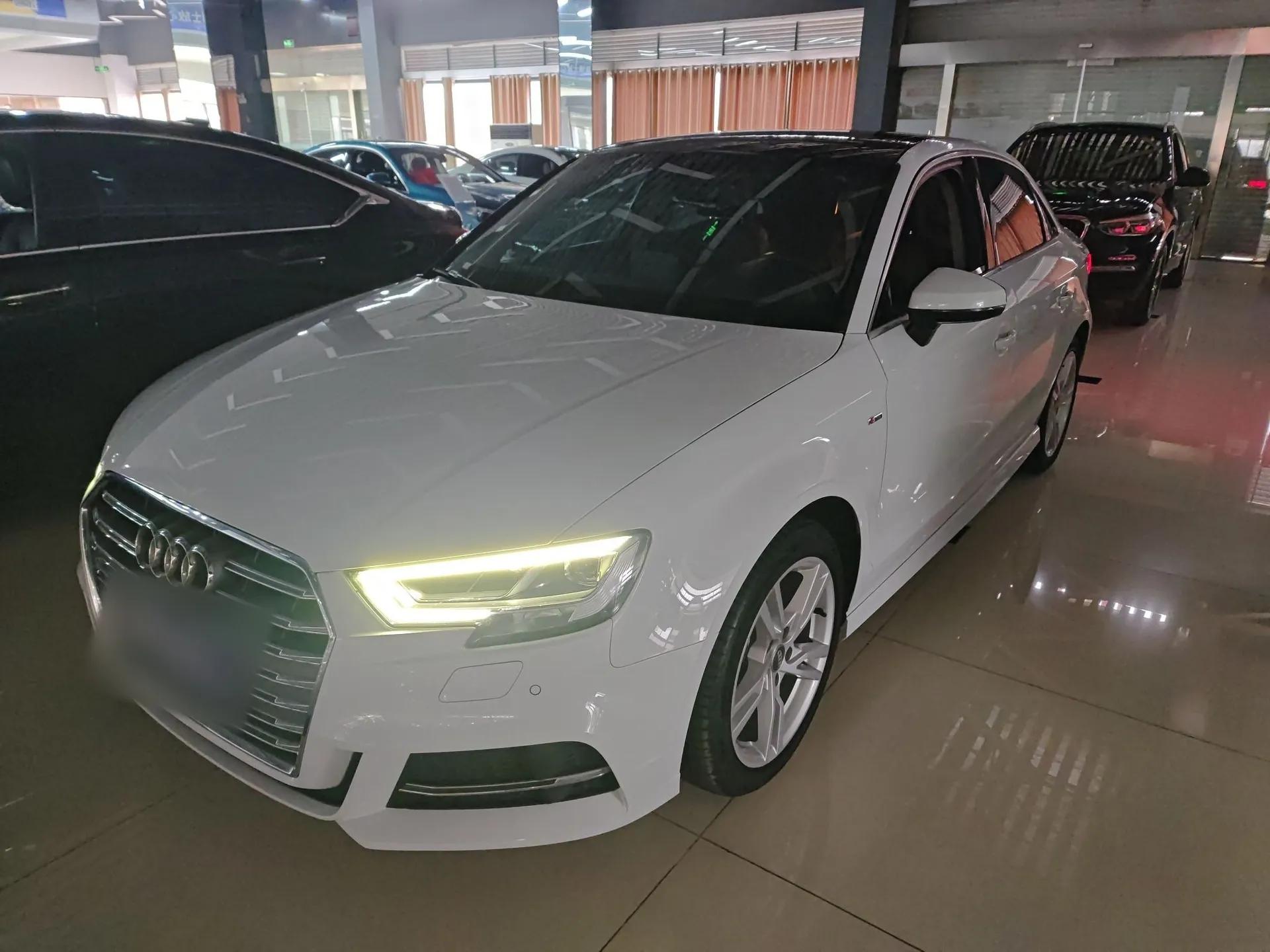 Audi A3 2020 Limousine 35 TFSI Fashion Edition China VI Emission Standard — миниатюра 1