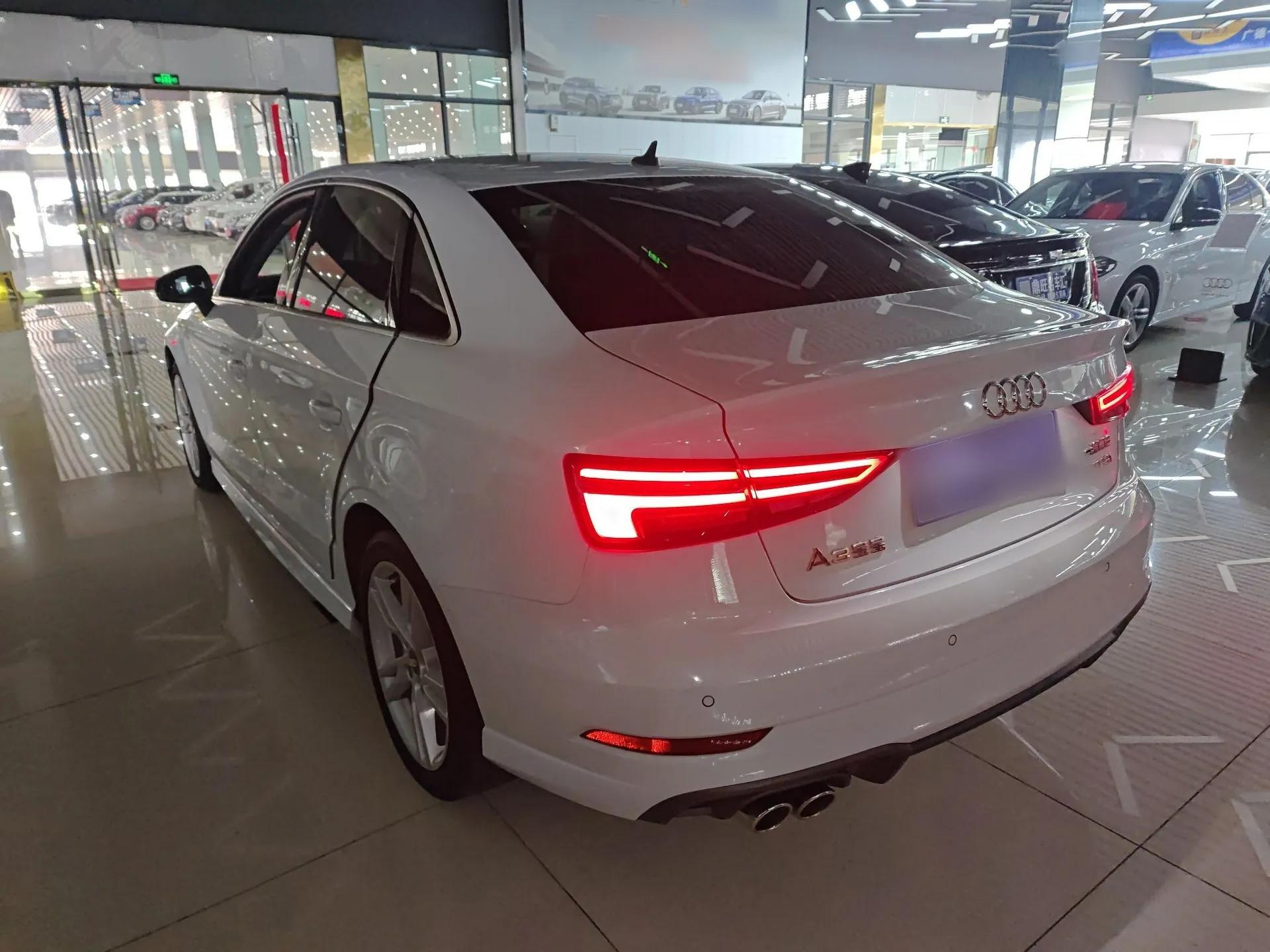 Audi A3 2020 Limousine 35 TFSI Fashion Edition China VI Emission Standard — миниатюра 4
