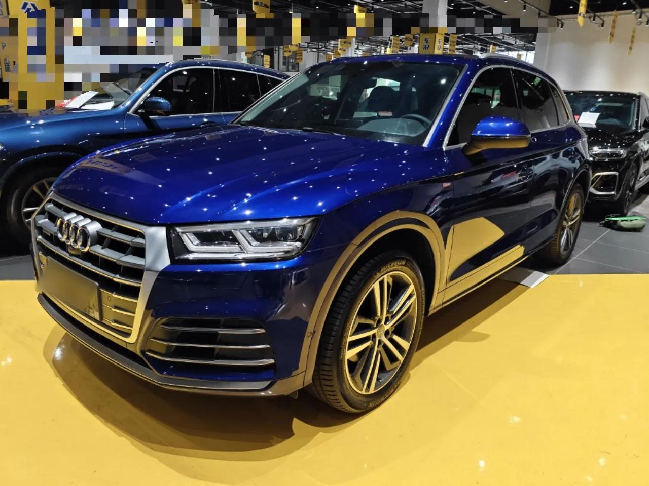 Audi Q5L 2020 45 TFSI Prestige Fashion Model — миниатюра 1