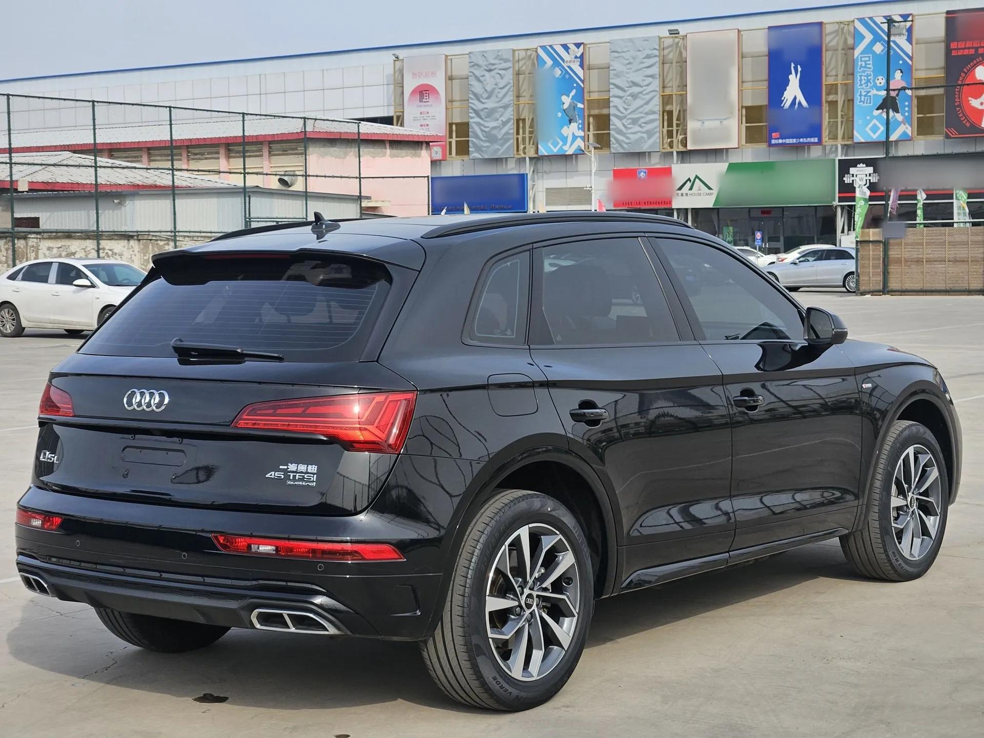 Audi Q5L 2022 40T Fashionable and Dynamic Model — миниатюра 5