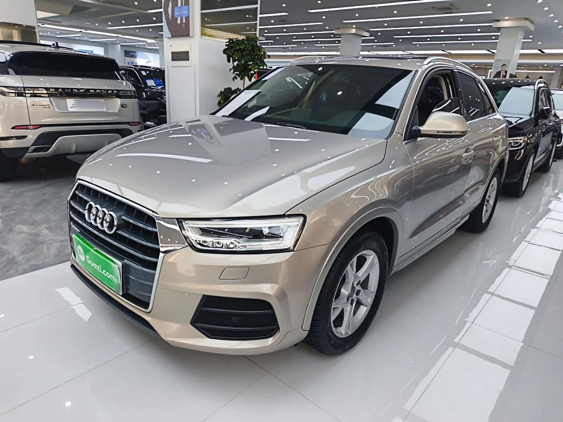 Audi Q3 2018 30th Anniversary Edition 35 TFSI Fashion Model — миниатюра 1
