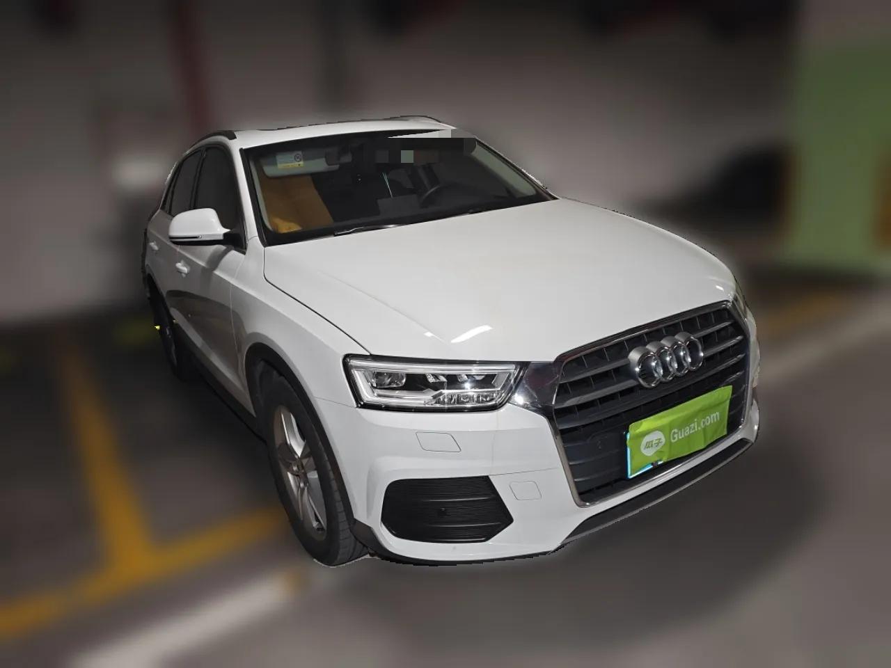 Audi Q3 2018 30th Anniversary Edition 30 TFSI Style Model — миниатюра 3