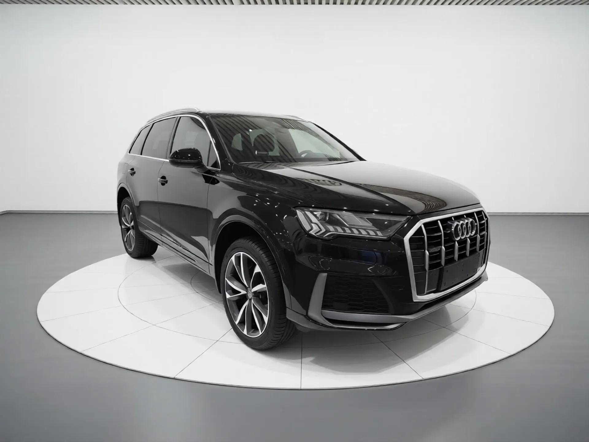 Audi Q7 2020 55 TFSI quattro S line sports model — миниатюра 6