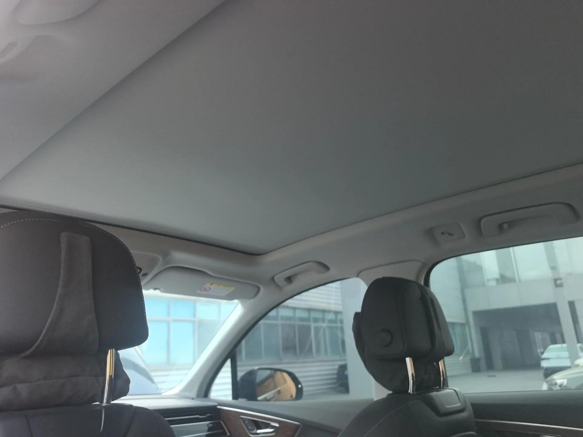 Audi Q7 2024 55 TFSI quattro S line Sport model — миниатюра 21