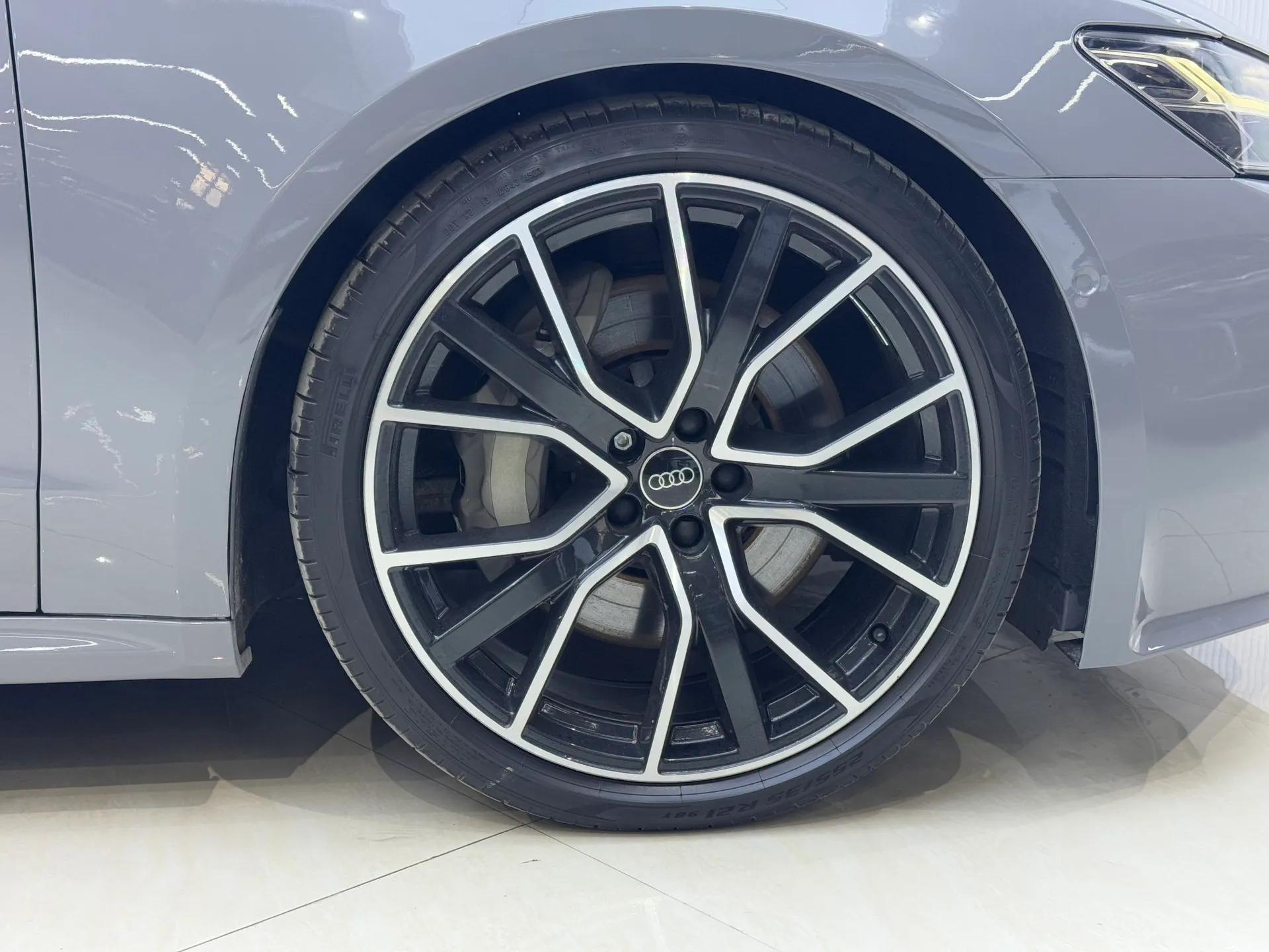Audi A7 2023 55 TFSI quattro Prestige Edition — миниатюра 9