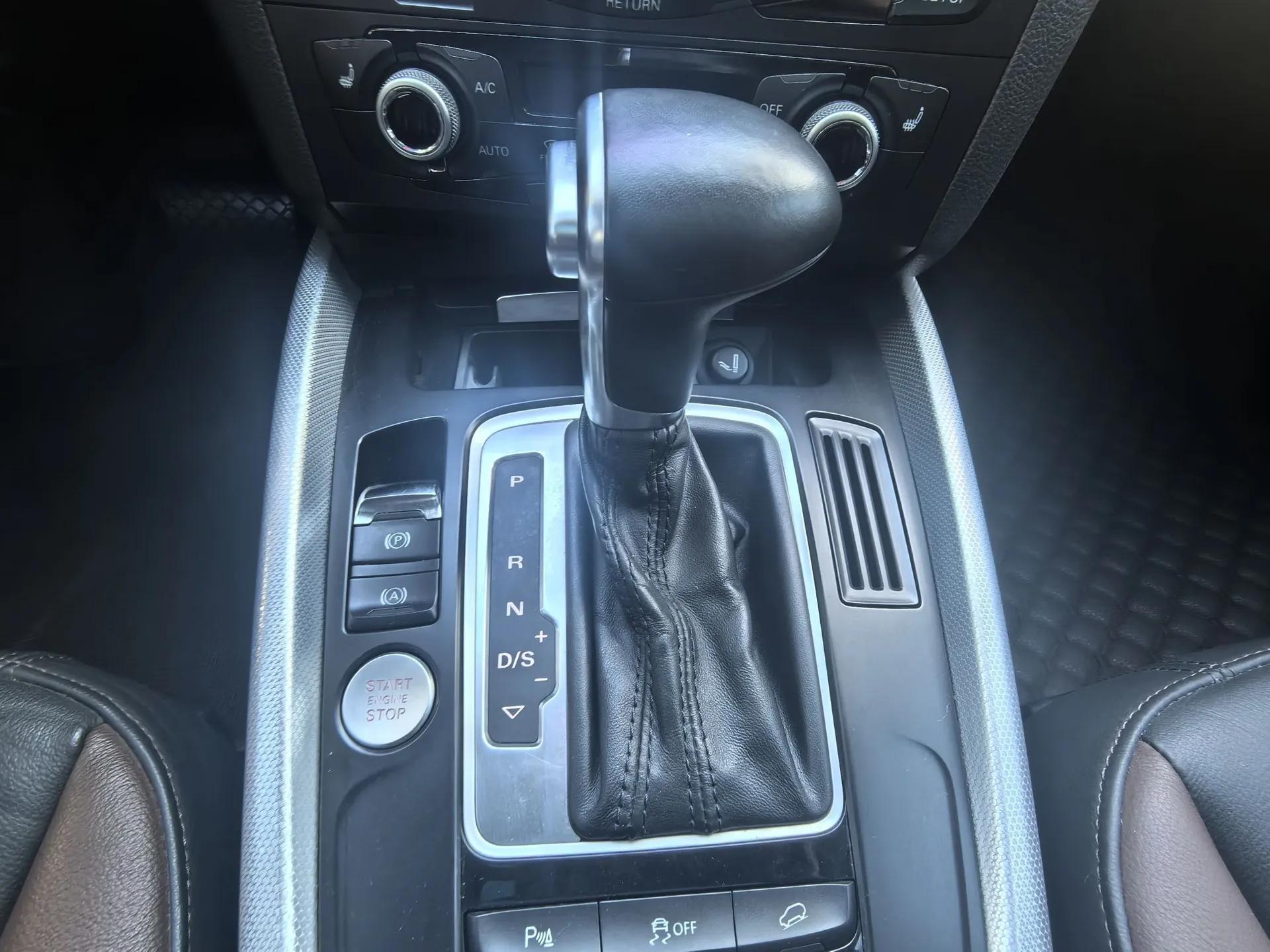 Audi Q5 2017 Plus 40 TFSI Technology Model — миниатюра 13