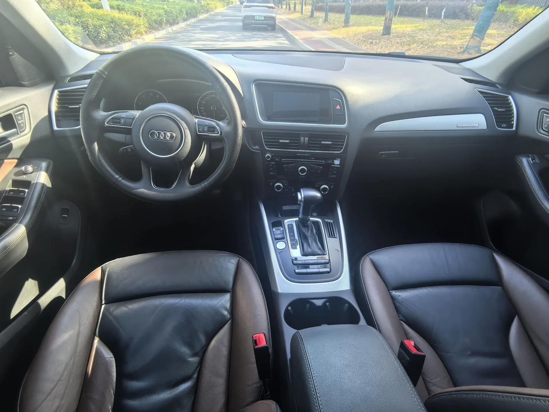 Audi Q5 2017 Plus 40 TFSI Technology Model — миниатюра 20