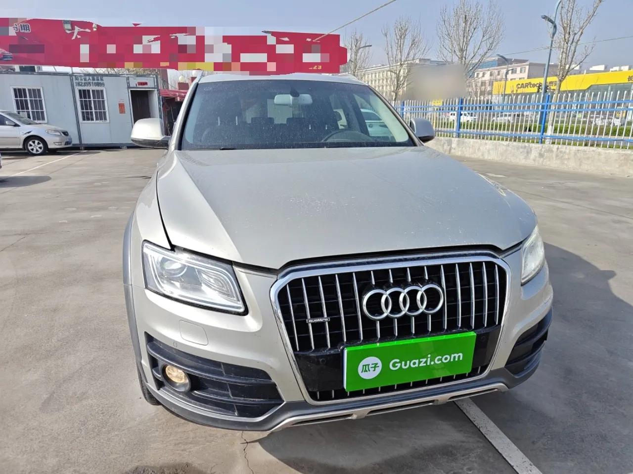 Audi Q5 2018 Collector's Edition 40 TFSI Technology Model — миниатюра 2