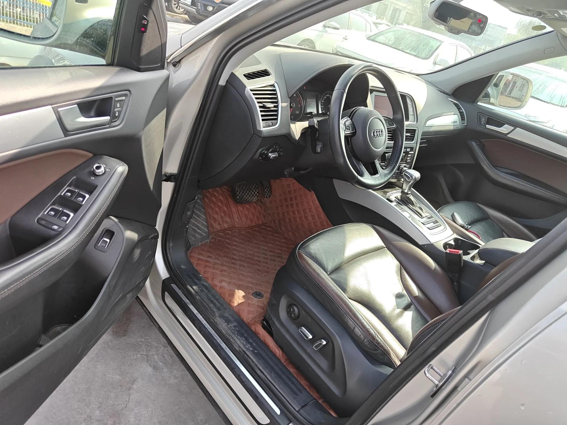 Audi Q5 2018 Collector's Edition 40 TFSI Technology Model — миниатюра 19
