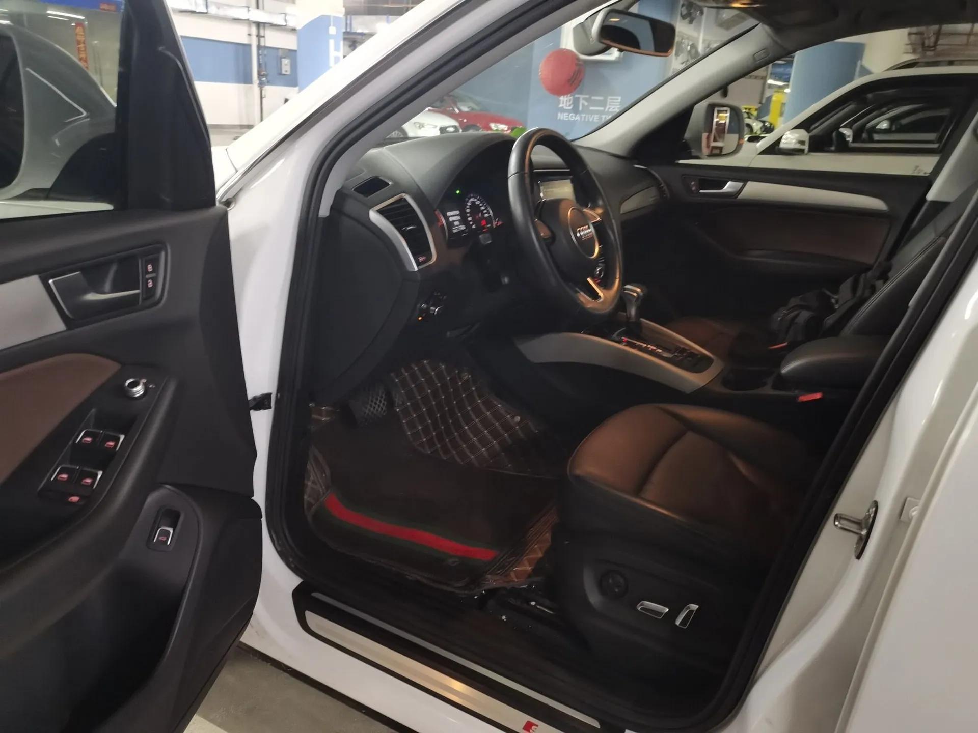 Audi Q5 2017 Plus 40 TFSI Ambition Model — миниатюра 18