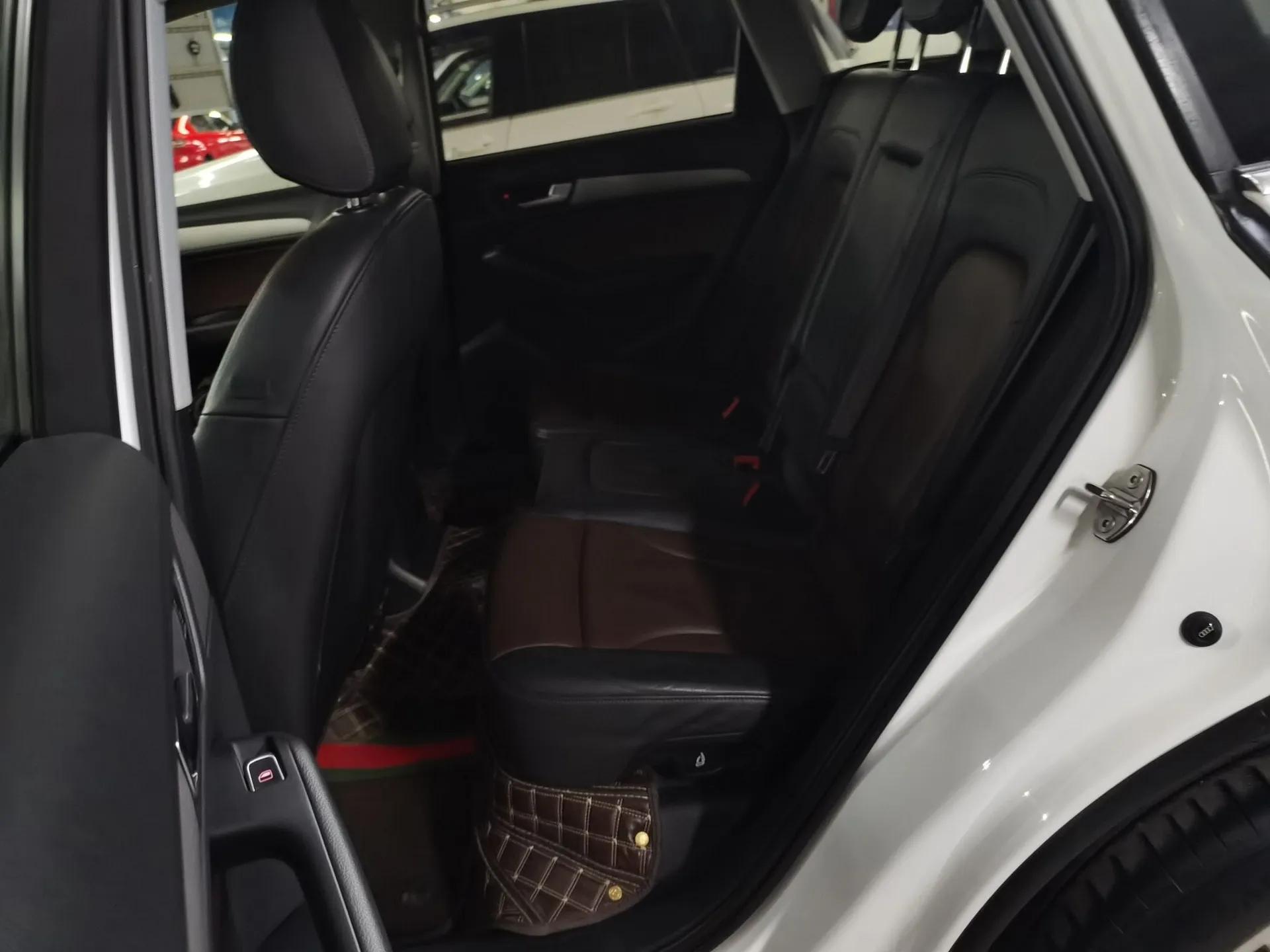 Audi Q5 2017 Plus 40 TFSI Ambition Model — миниатюра 19