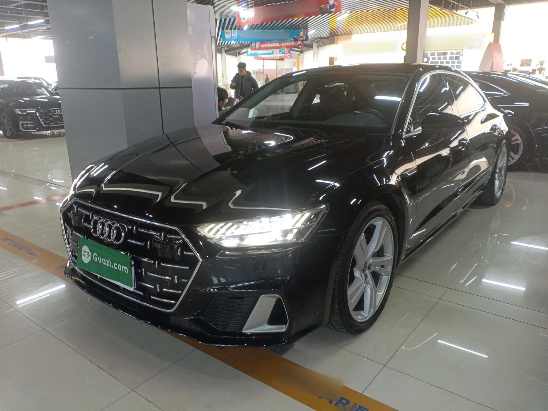 Audi A7L 2022 45 TFSI S-line Dream-Building Edition — миниатюра 1