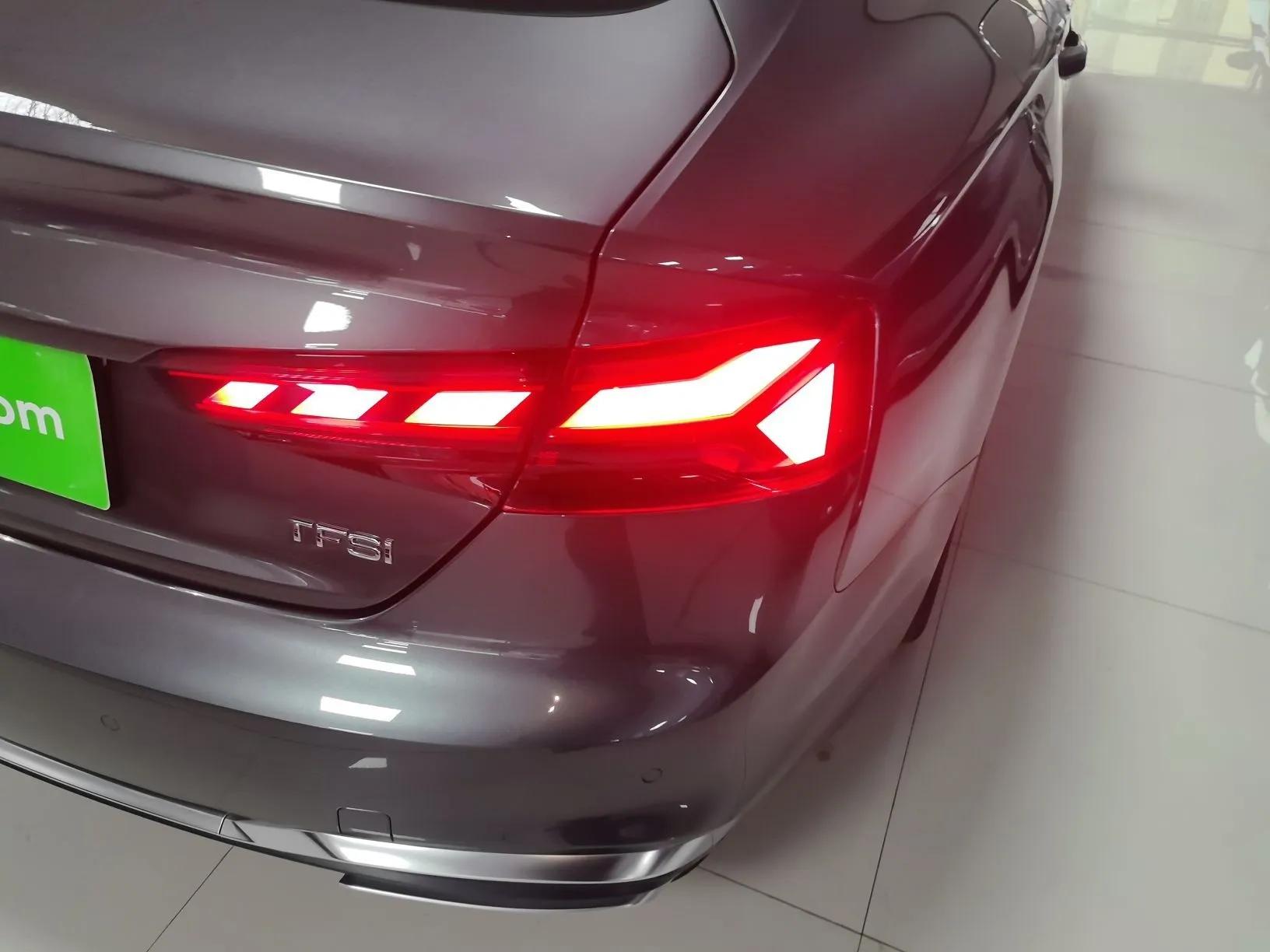 Audi A5 2024 Sportback 40 TFSI Fashionable and Dynamic Model — миниатюра 7