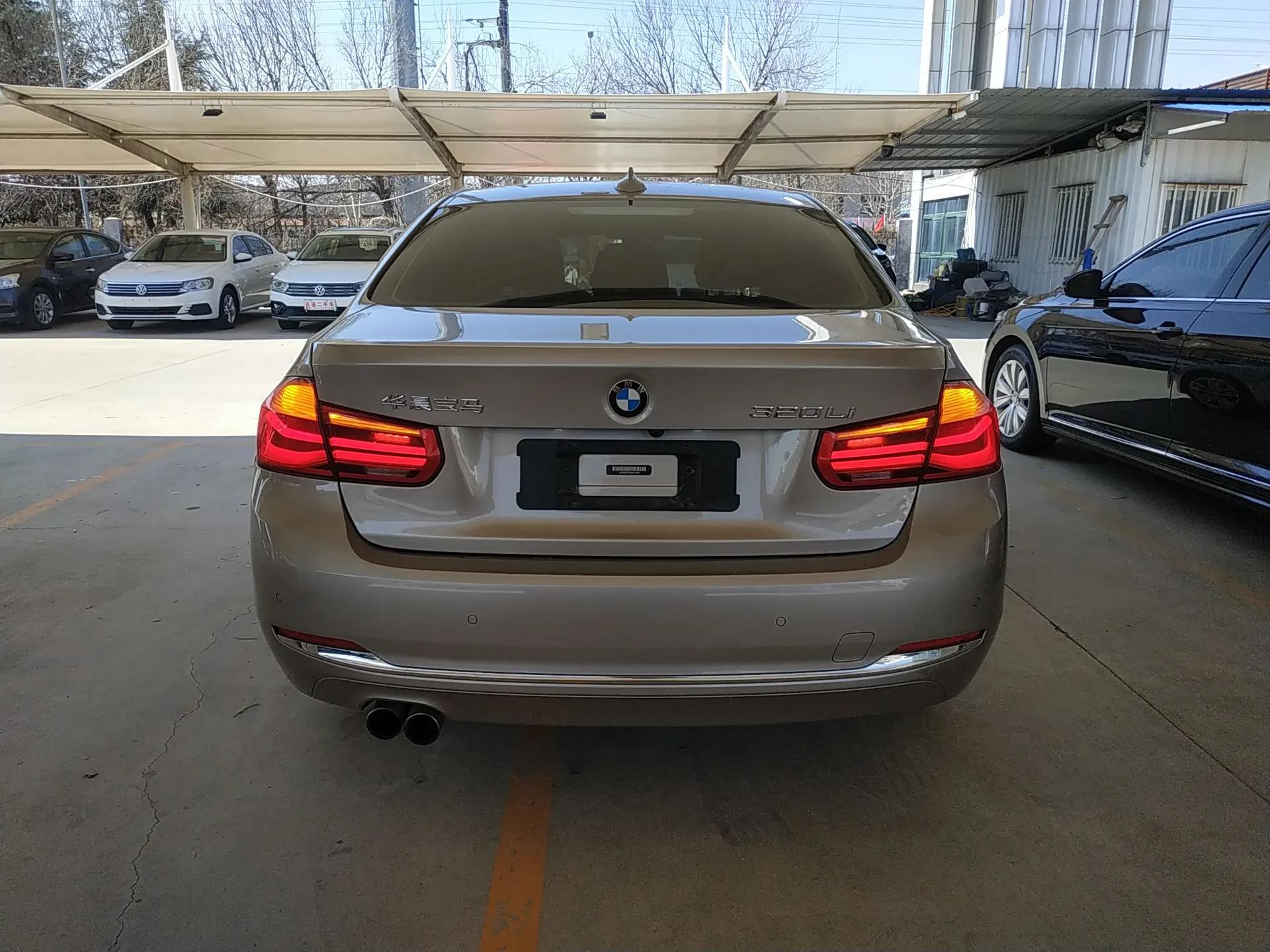 BMW 3 Series 2017 320Li Fashion Model — миниатюра 3