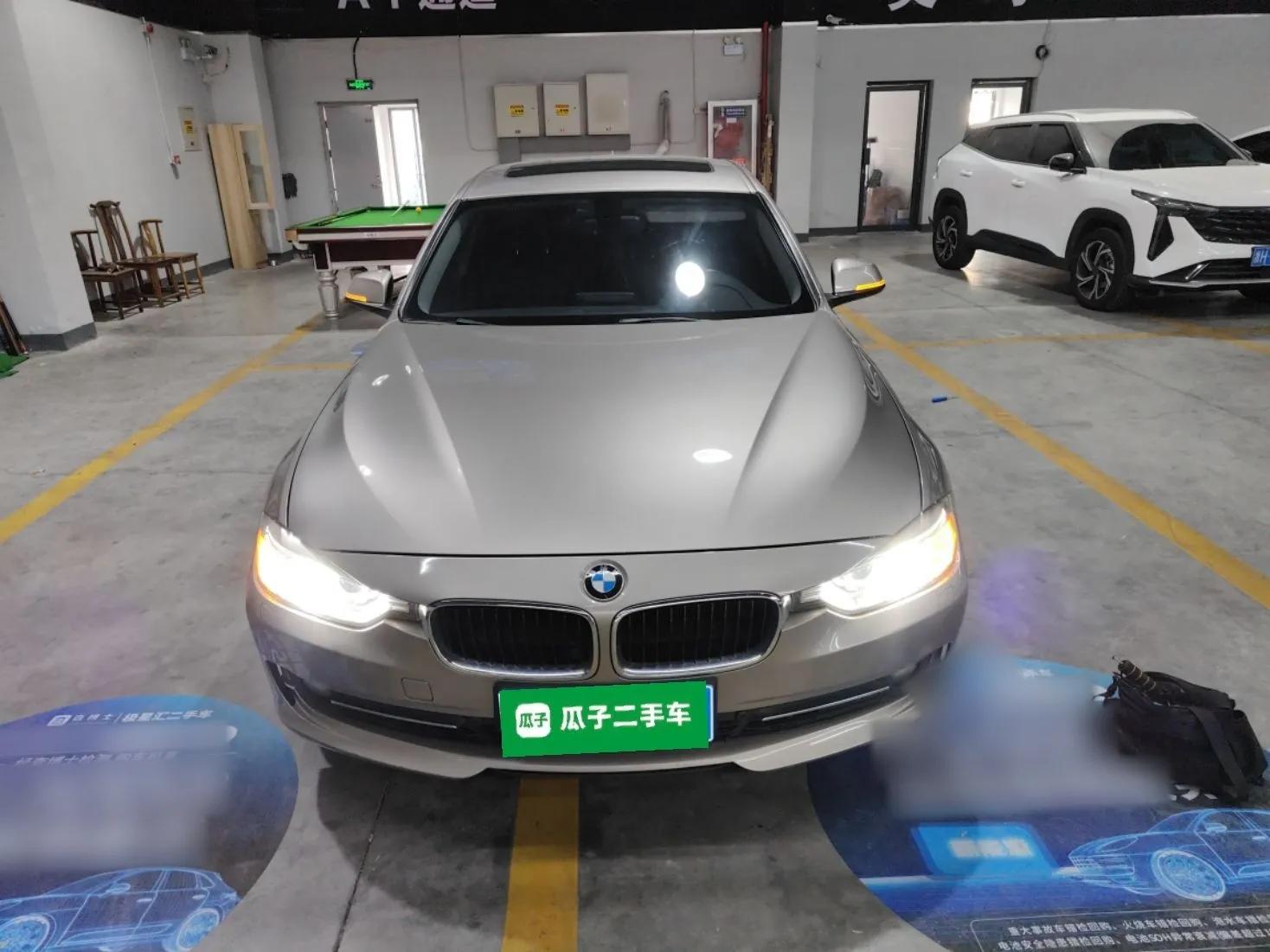 BMW 3 Series 2015 320Li Luxury Edition Fashion Model — миниатюра 3