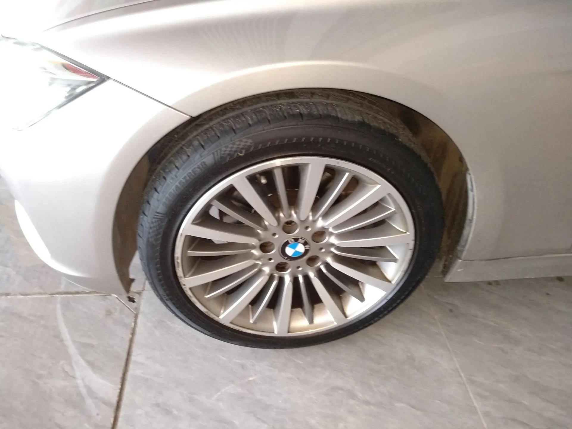 BMW 3 Series 2019 320Li Fashion Model — миниатюра 3