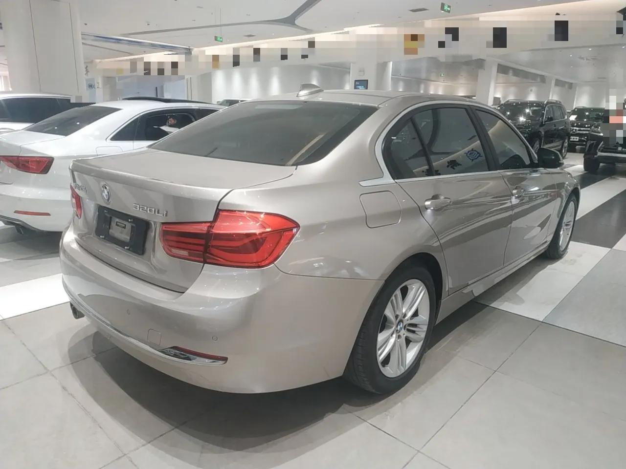 BMW 3 Series 2017 320Li Fashion Model — миниатюра 5
