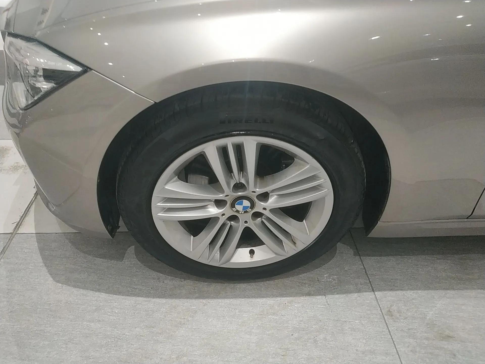 BMW 3 Series 2017 320Li Fashion Model — миниатюра 9