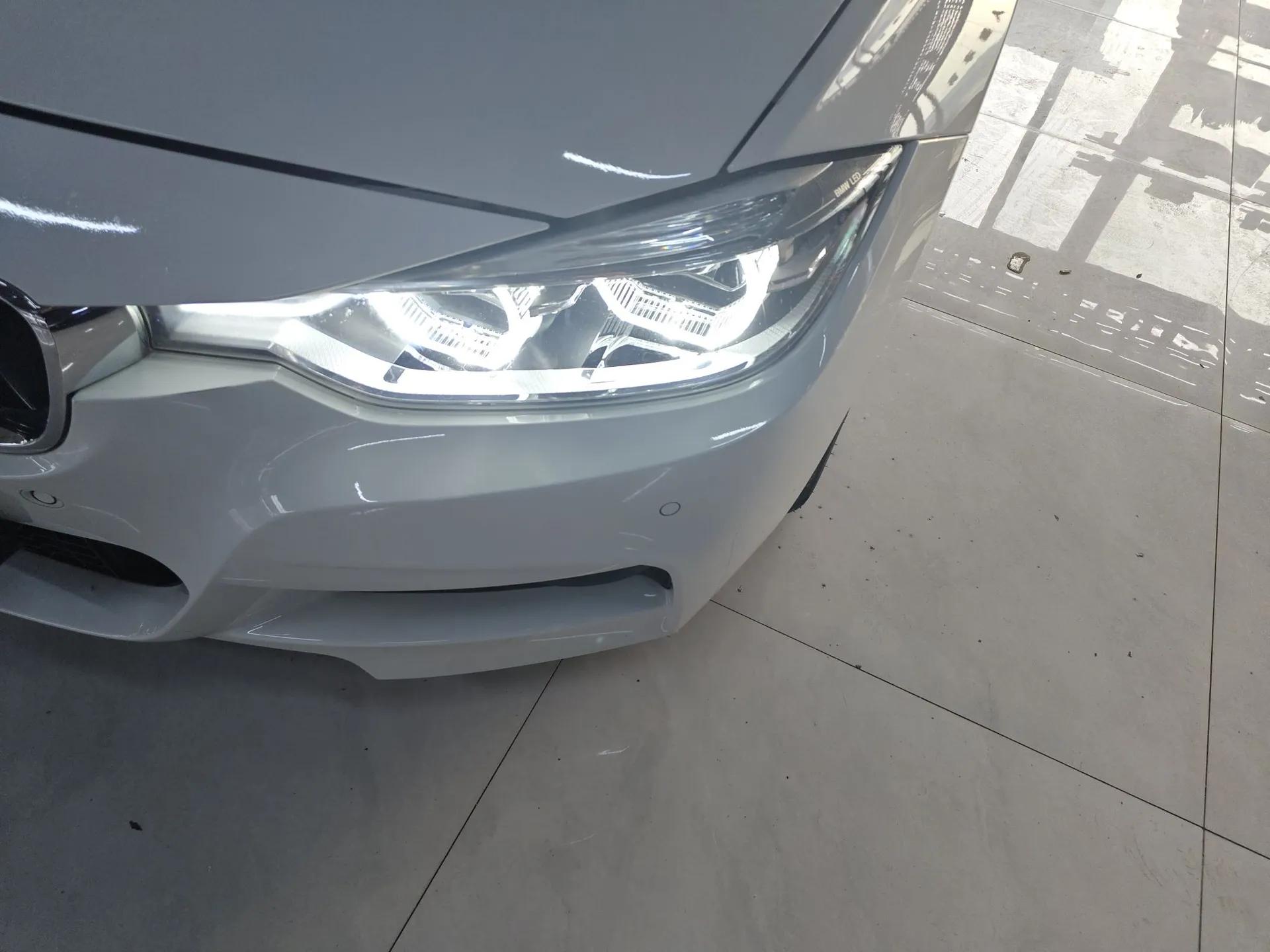 BMW 3 Series 2017 320i M Sport — миниатюра 9