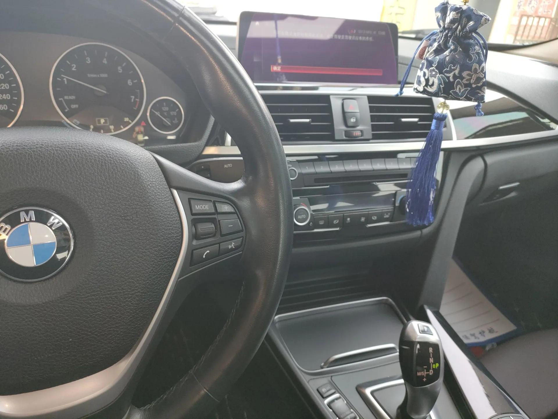 BMW 3 Series 2019 320Li Fashion Model — миниатюра 13