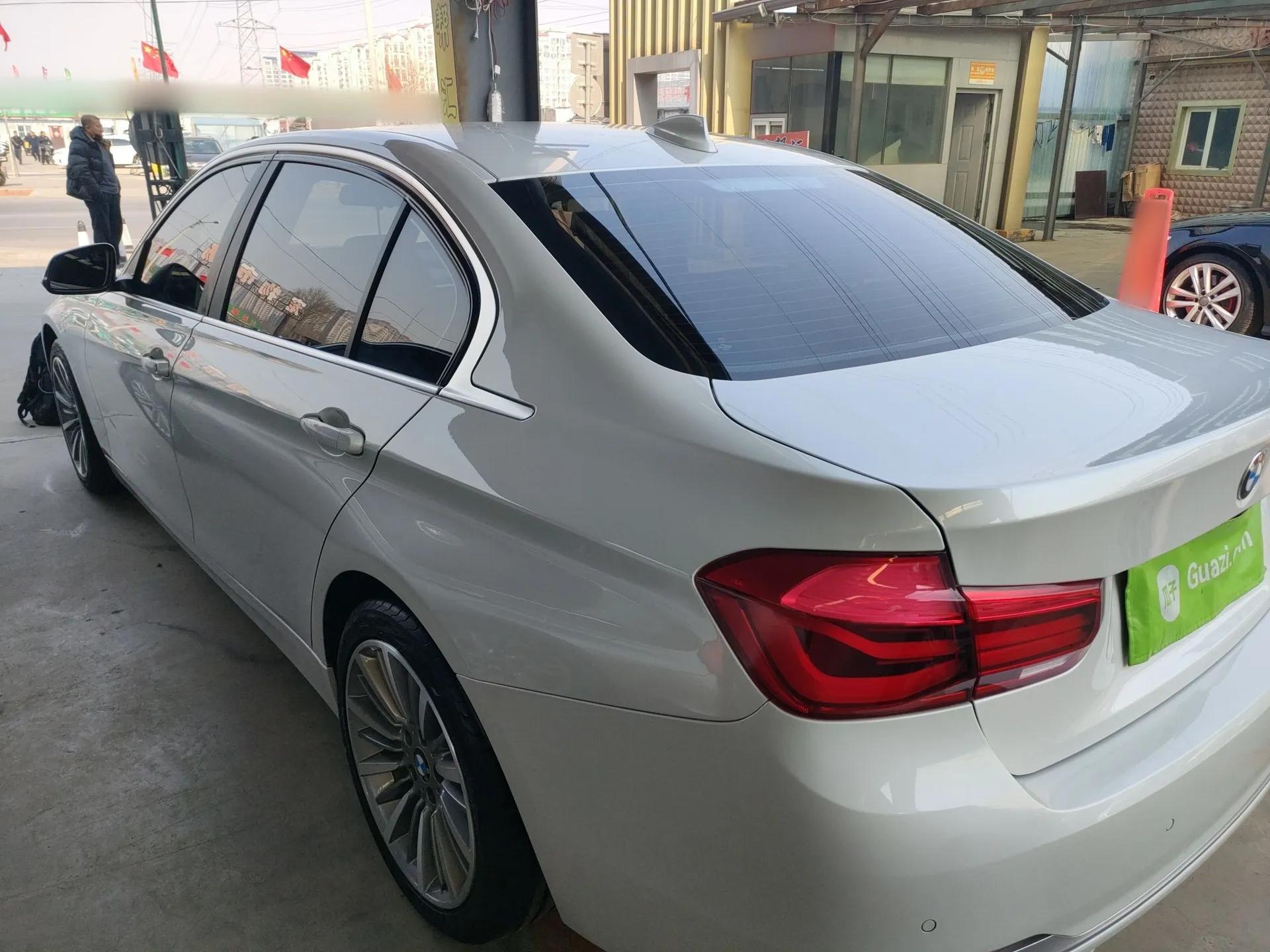 BMW 3 Series 2019 320Li Fashion Model — миниатюра 4