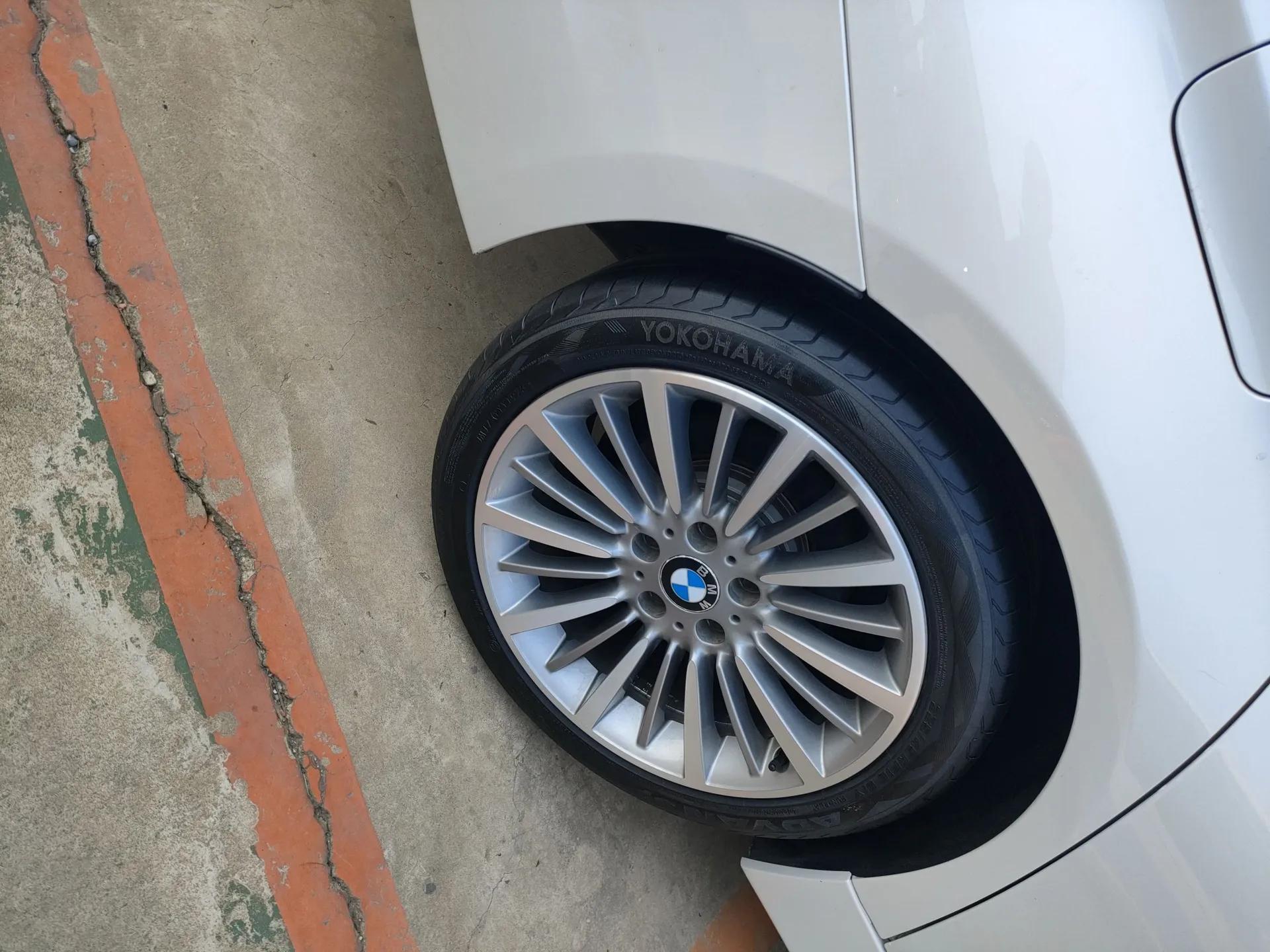 BMW 3 Series 2019 320Li Fashion Model — миниатюра 10