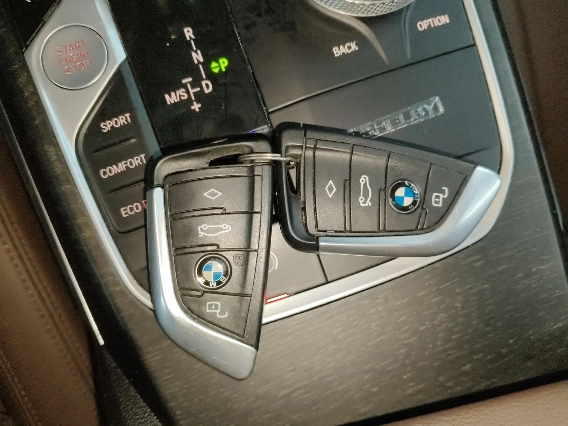 BMW 3 Series 2021 325i M Sport Package — миниатюра 22